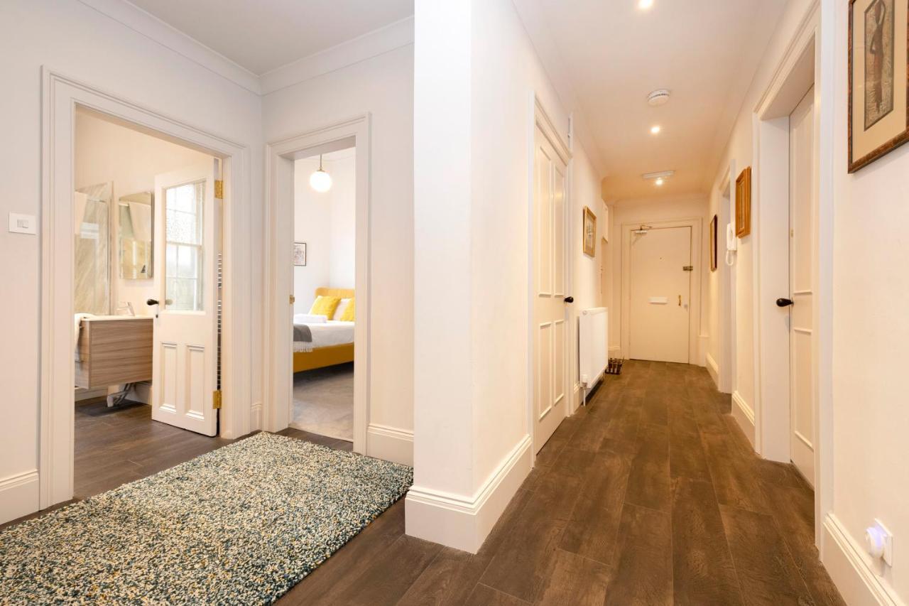 Joivy Sophisticated Apt Near Edinburgh Castle エクステリア 写真