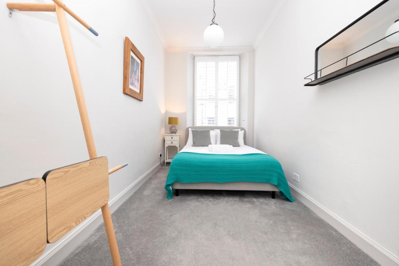 Joivy Sophisticated Apt Near Edinburgh Castle エクステリア 写真