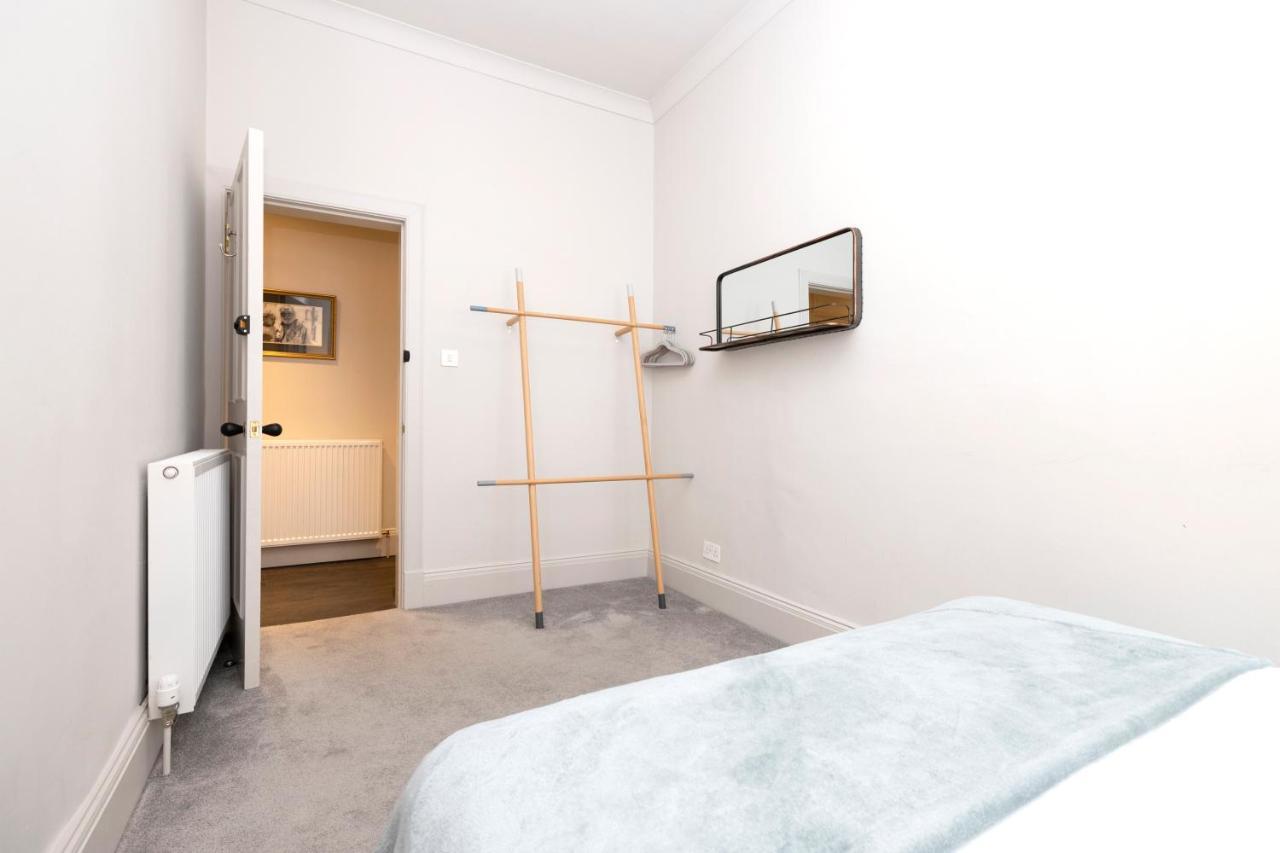 Joivy Sophisticated Apt Near Edinburgh Castle エクステリア 写真